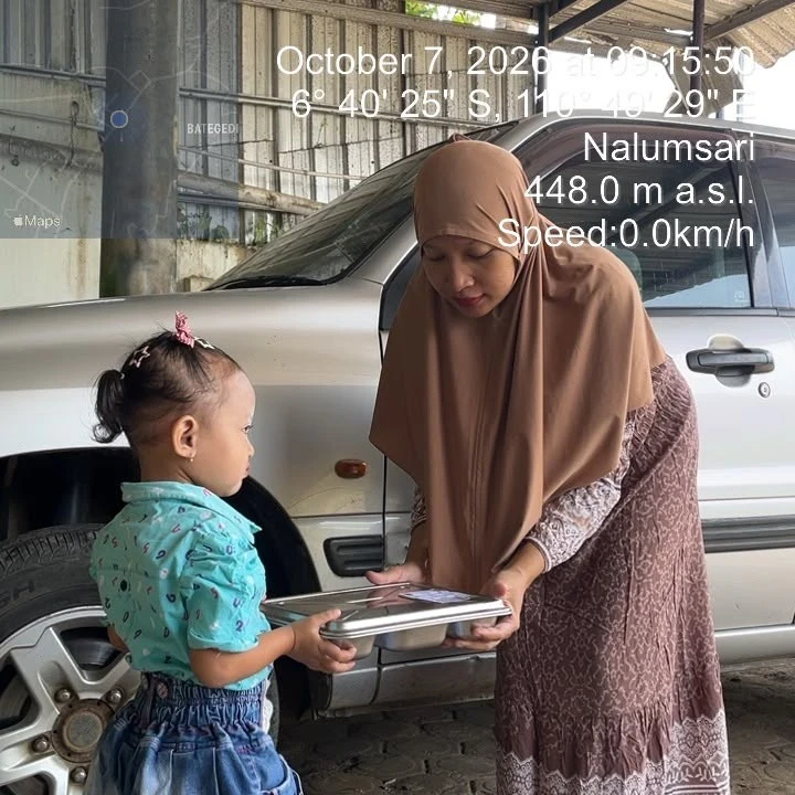 Pemberian pmt bagi anak stunting 
