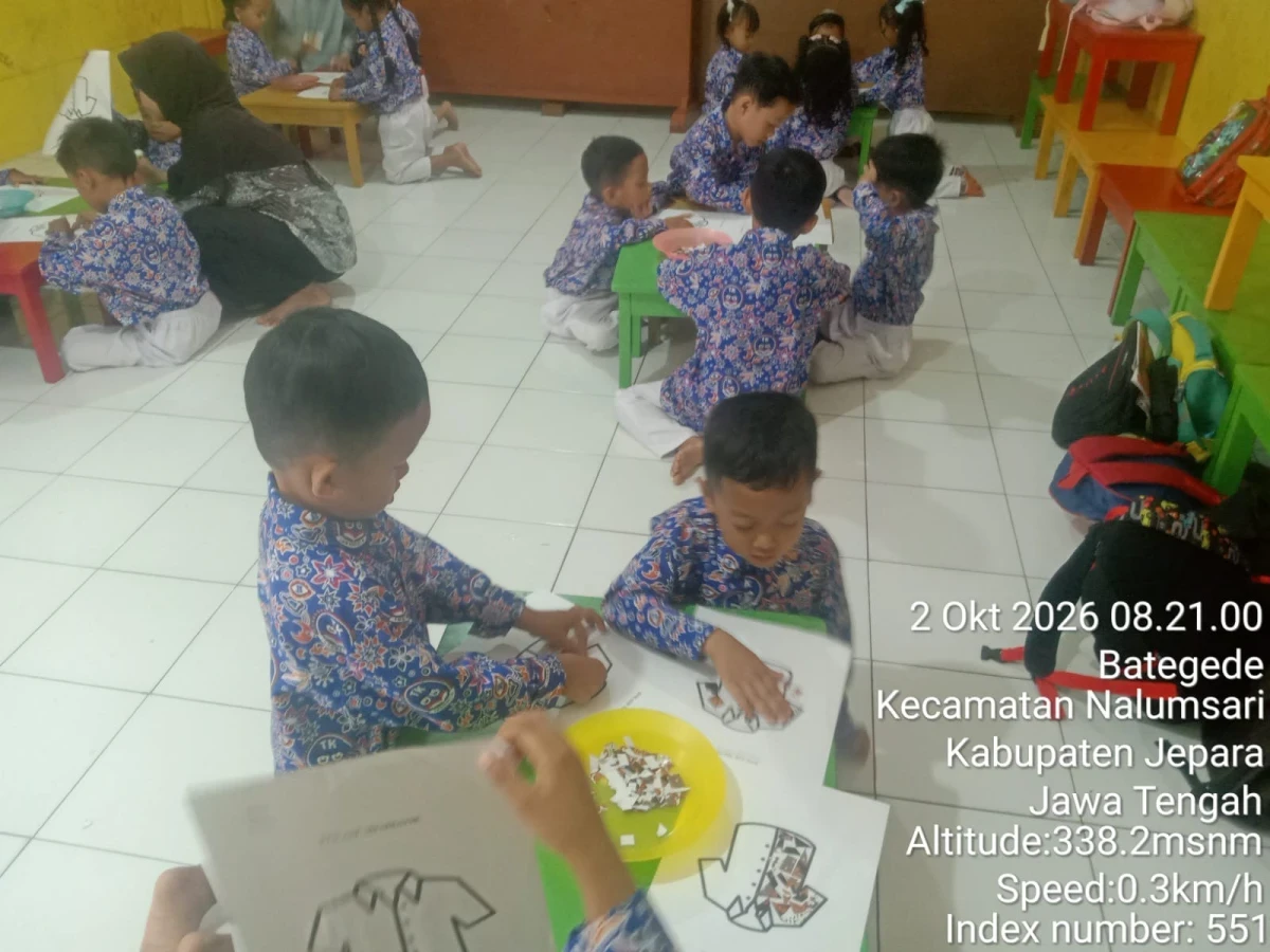 Kolase membatik 