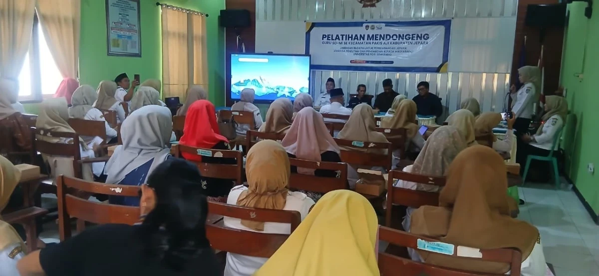 PELATIHAN MENDONGENG