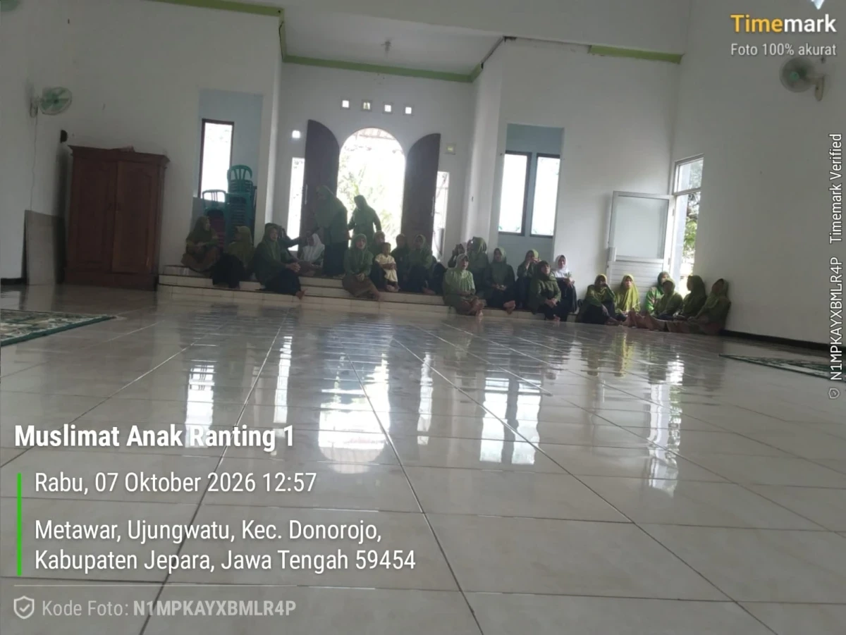 TP.PKK DESA HADIR PENGAJIAN MUSLIMAT FATAYAT DUKUH METAWAR