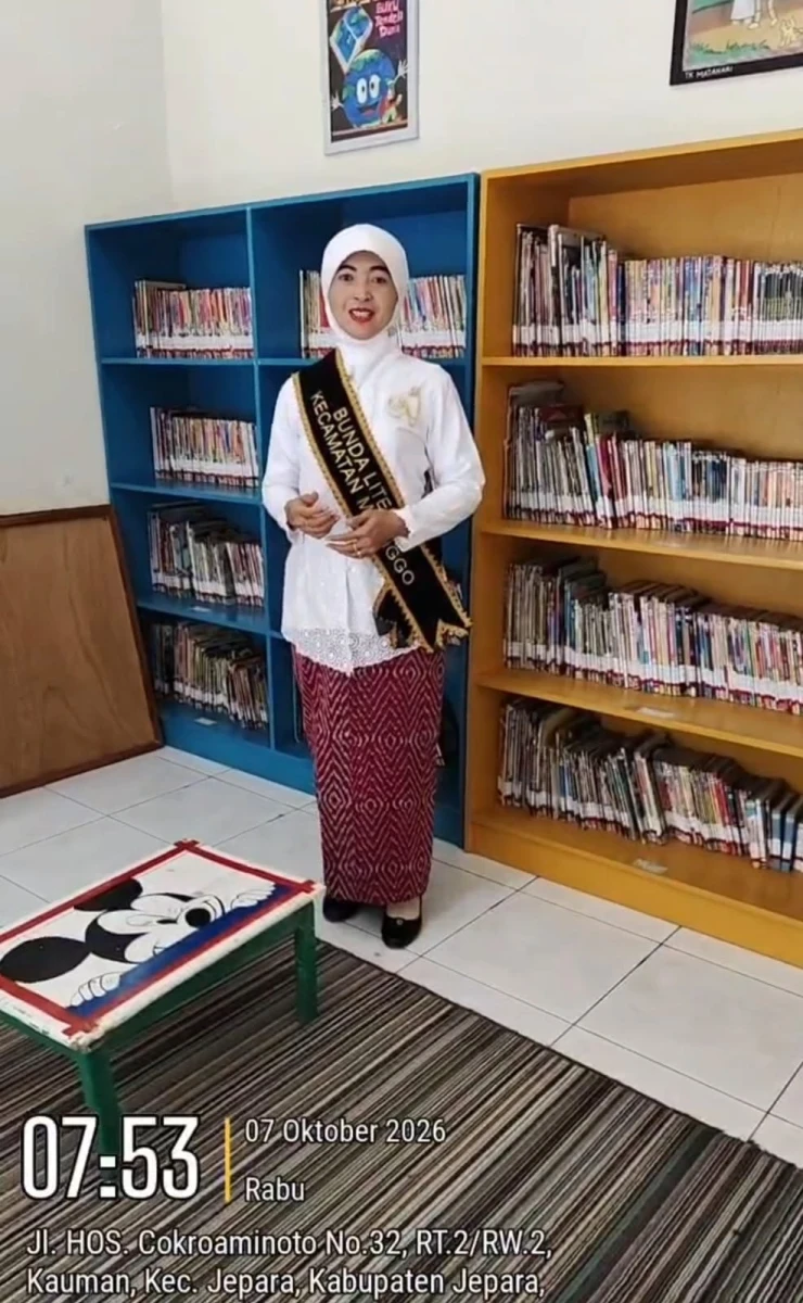 Kunjungan Bunda Literasi Kecamatan Mlonggo Ke Perpustakaan Daerah, Menyapa Perpustakaan, Menyalakan Semangat Literasi