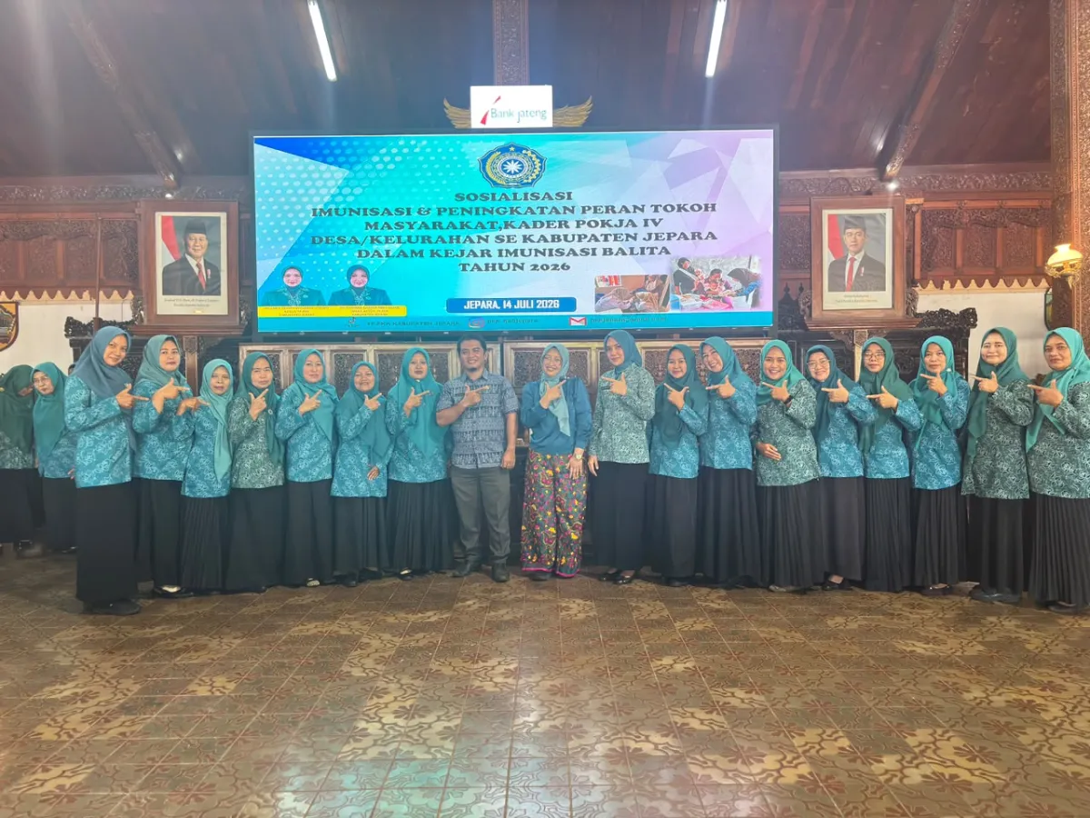 sosialisasi imunisasi dan peningkatan peran tokoh masyarakat, kader pokja 4 dalam kejar imunisasi balita