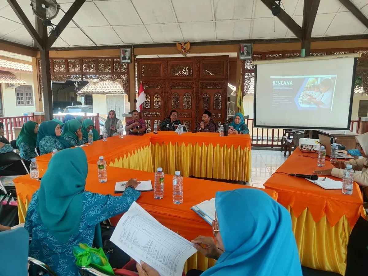 RAKOR PERSIAPAN EVALUASI AKHIR PROGRAM