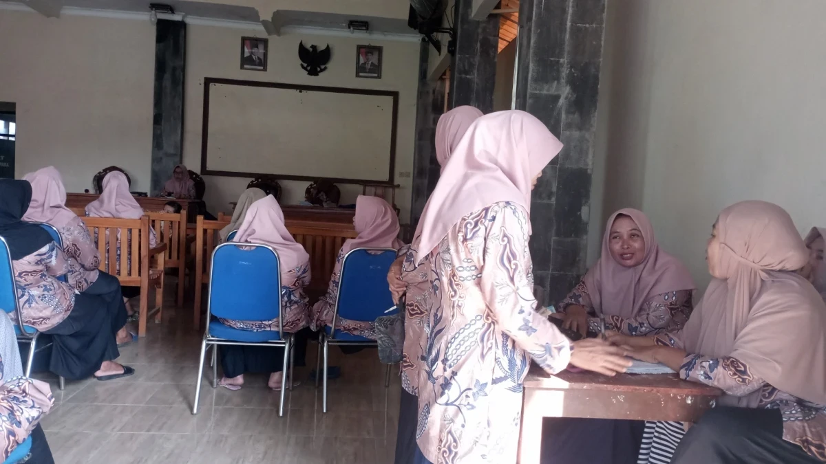 Pertemuan rutin pkk desa