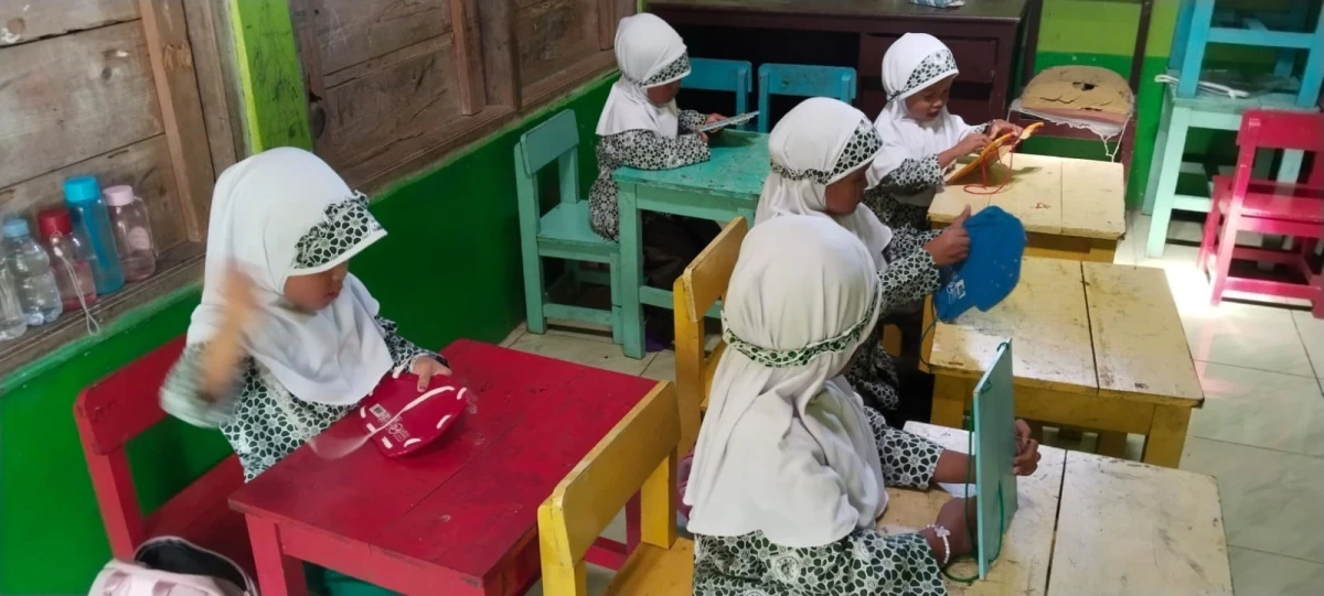 Kunjungan ke TK TA III Bucu