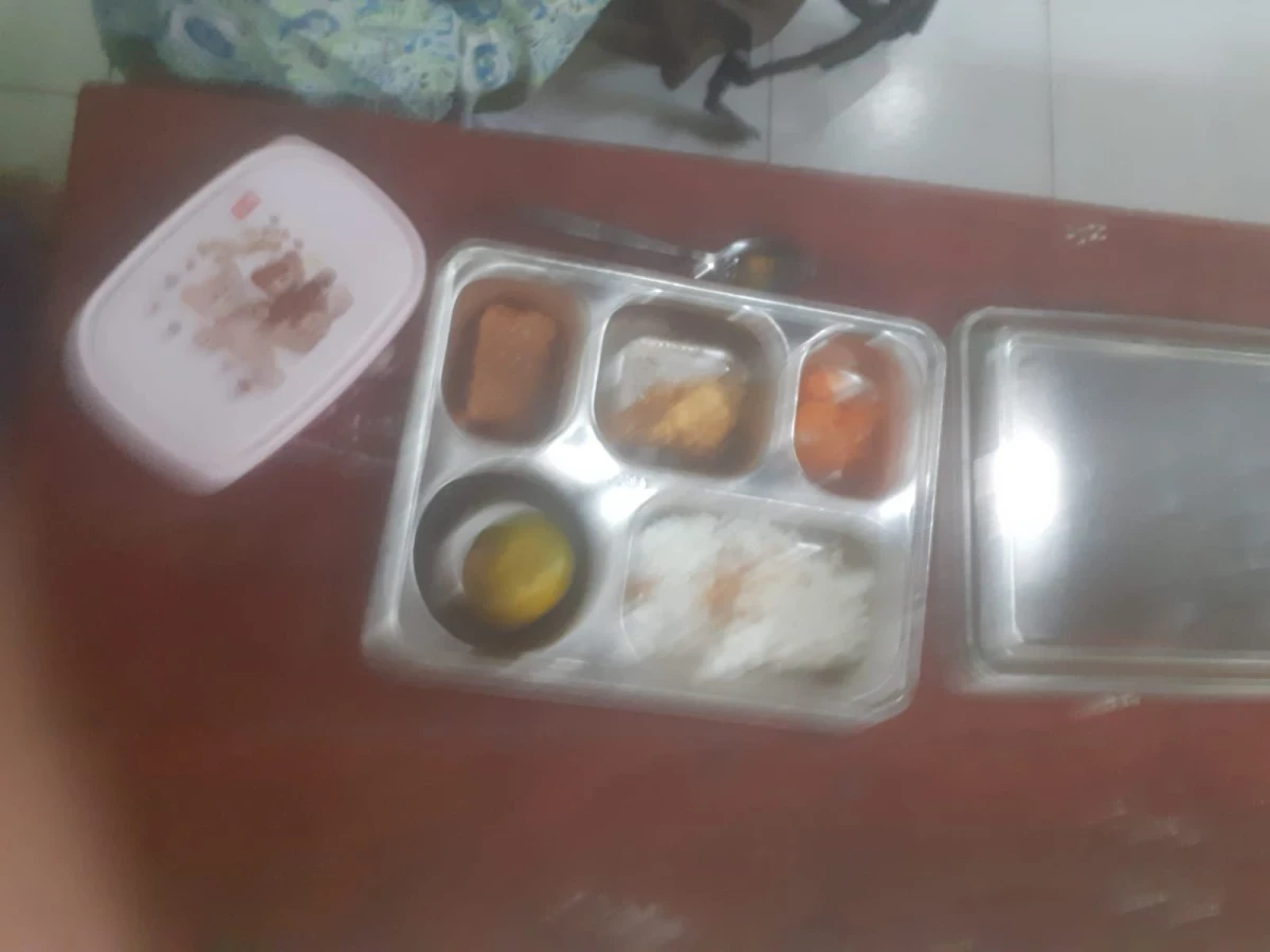 MAKANAN BERGIZI GRATIS