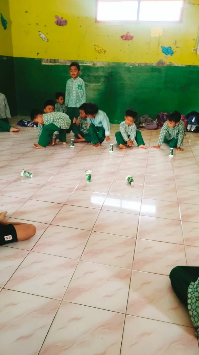 PEMBELAJARAN DI TK TA II UJUNGWATU