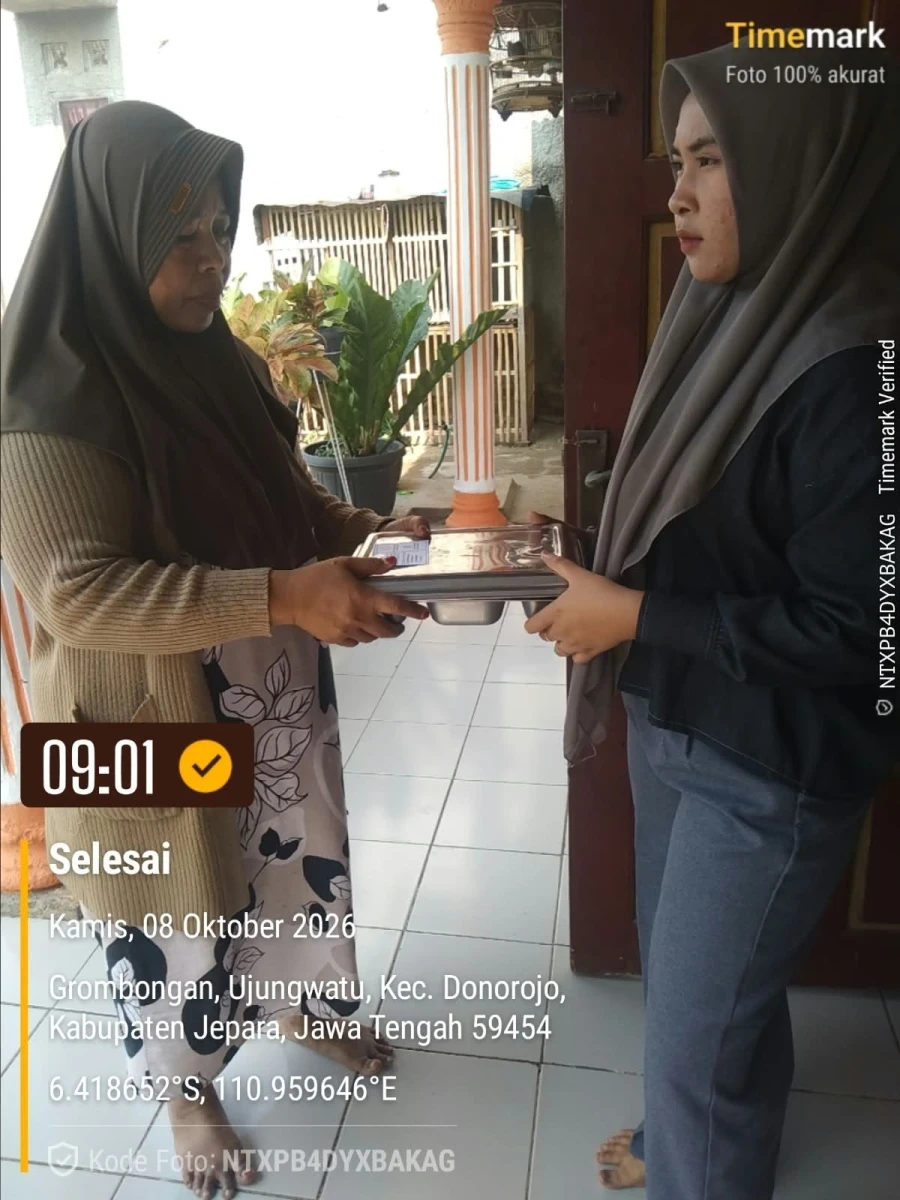 TP.PKK DESA DAMPINGI PENDISTIRBUSIAN MBG DI POS 06 GROBOGAN 