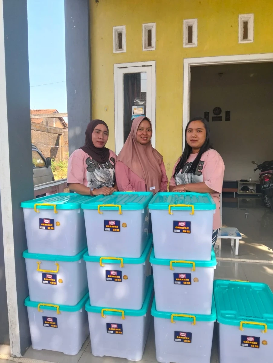 PENDISTRIBUSIAN MBG UNTUK IBU HAMIL DAN BALITA DI POS MAWAR MERAH 1