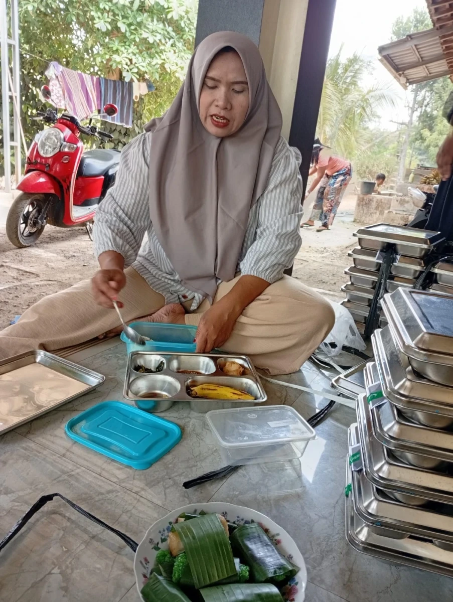 MAKANAN BERGIZI GRATIS