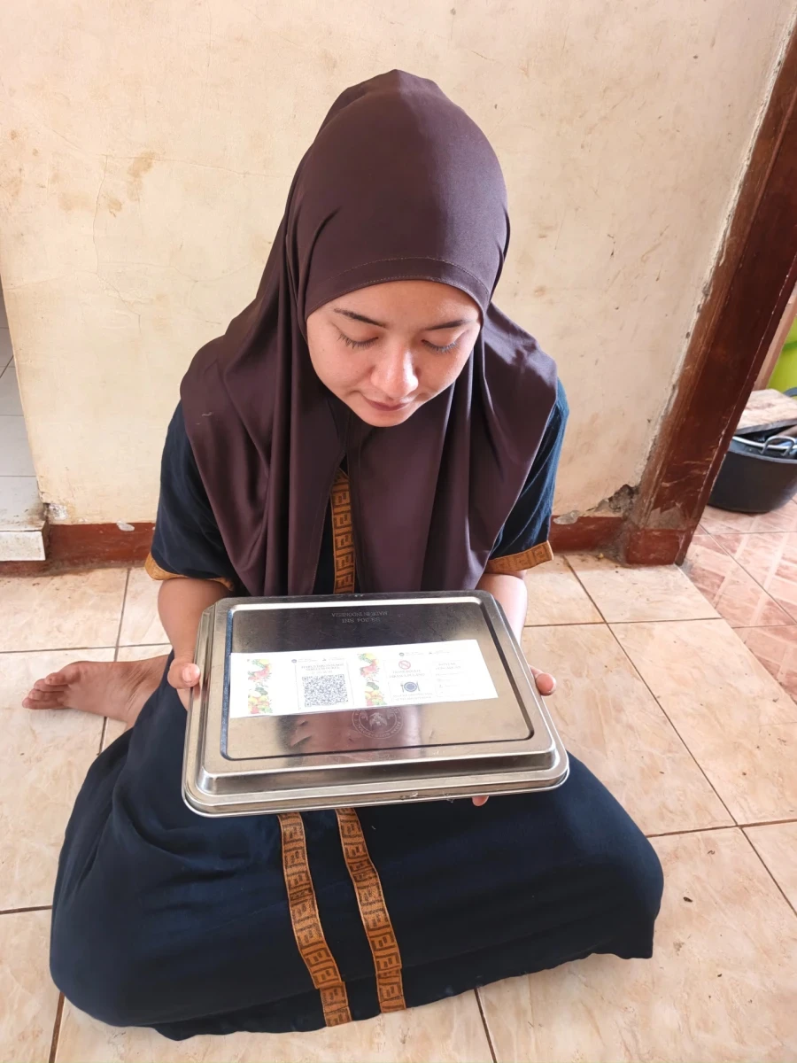 Kegiatan pembagian MBG desa geneng