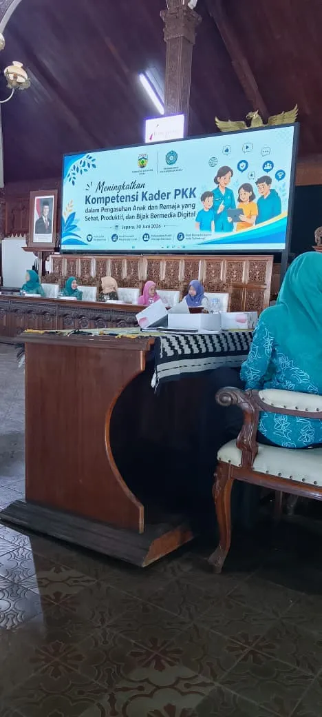 Ketua Pokja I TP PKK Desa Mororejop Ikuti Sosialisasi Paaredi 