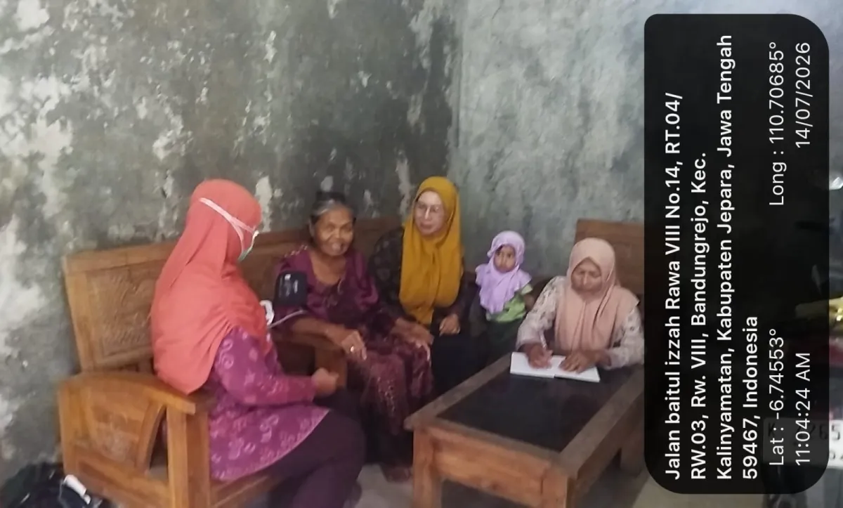 Pendampingan Arahan Makanan Bergizi Bagi Keluarga Lansia