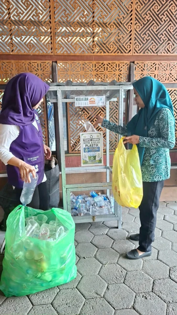 ♻️🌱 Peduli Lingkungan, Mulai dari Pemilahan Sampah Plastik!