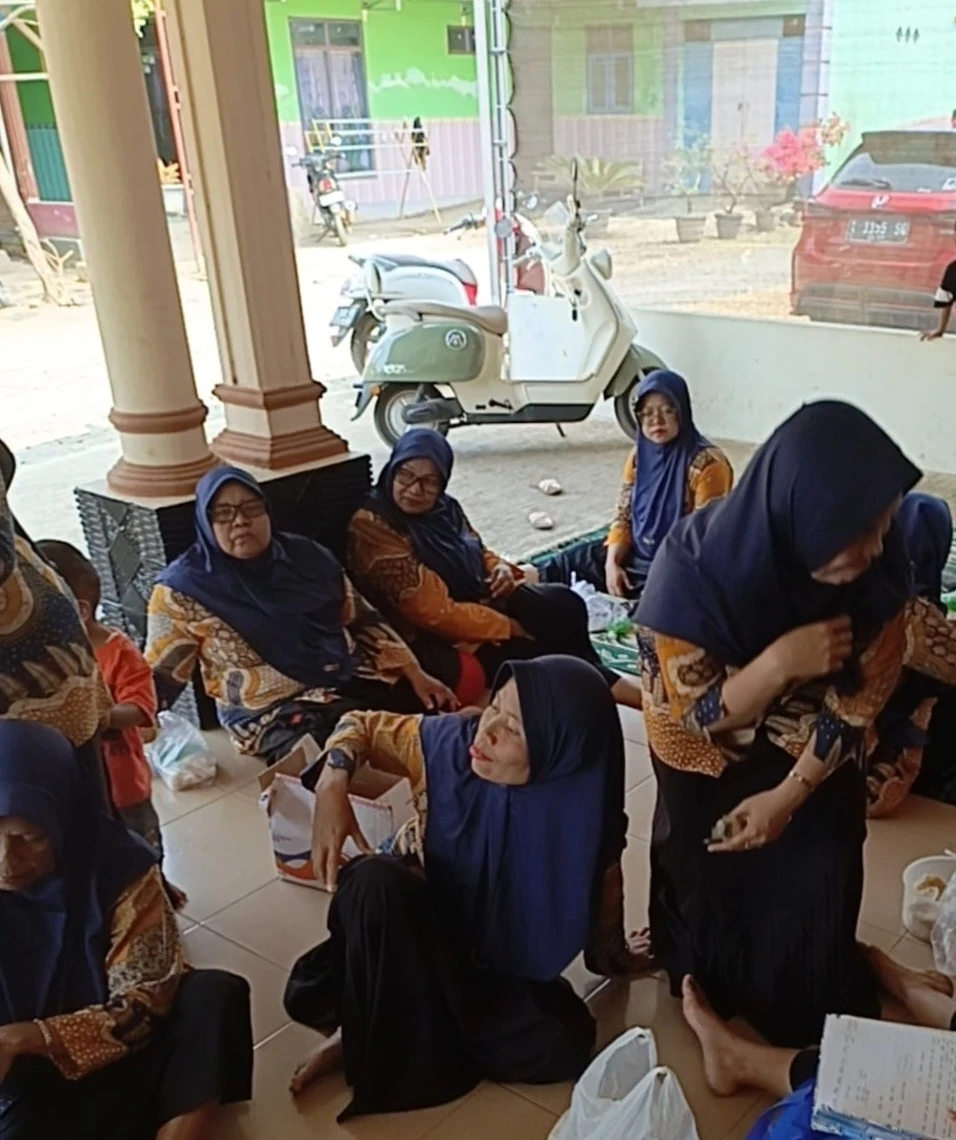 PERTEMUAN RUTIN PKK RT 05 RW 03 DUKUH GROBOGAN