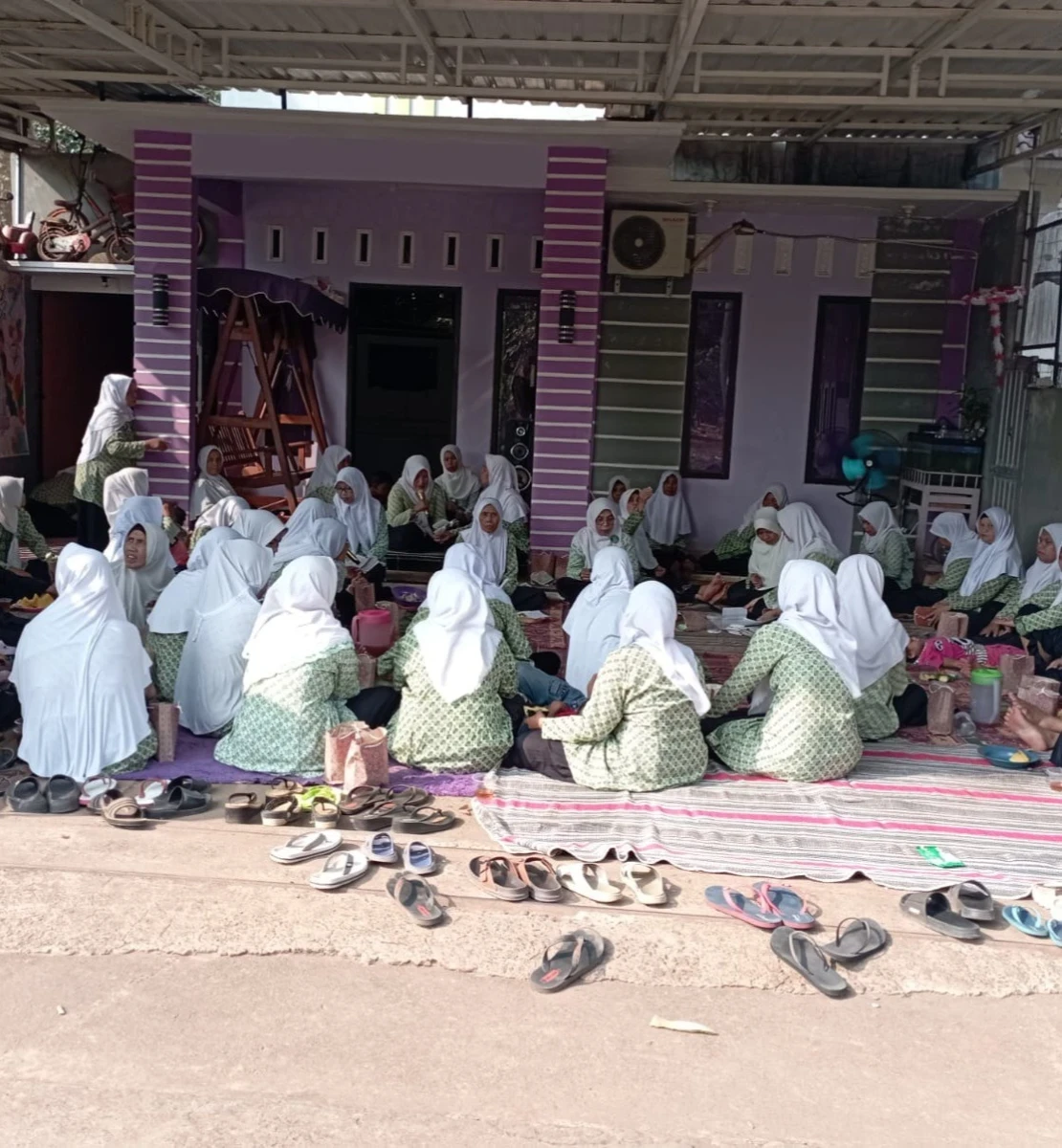 Mempererat Silaturahmi dan Menjaga Semangat Berorganisasi Melalui Pertemuan Rutin Fatayat NU RW 02