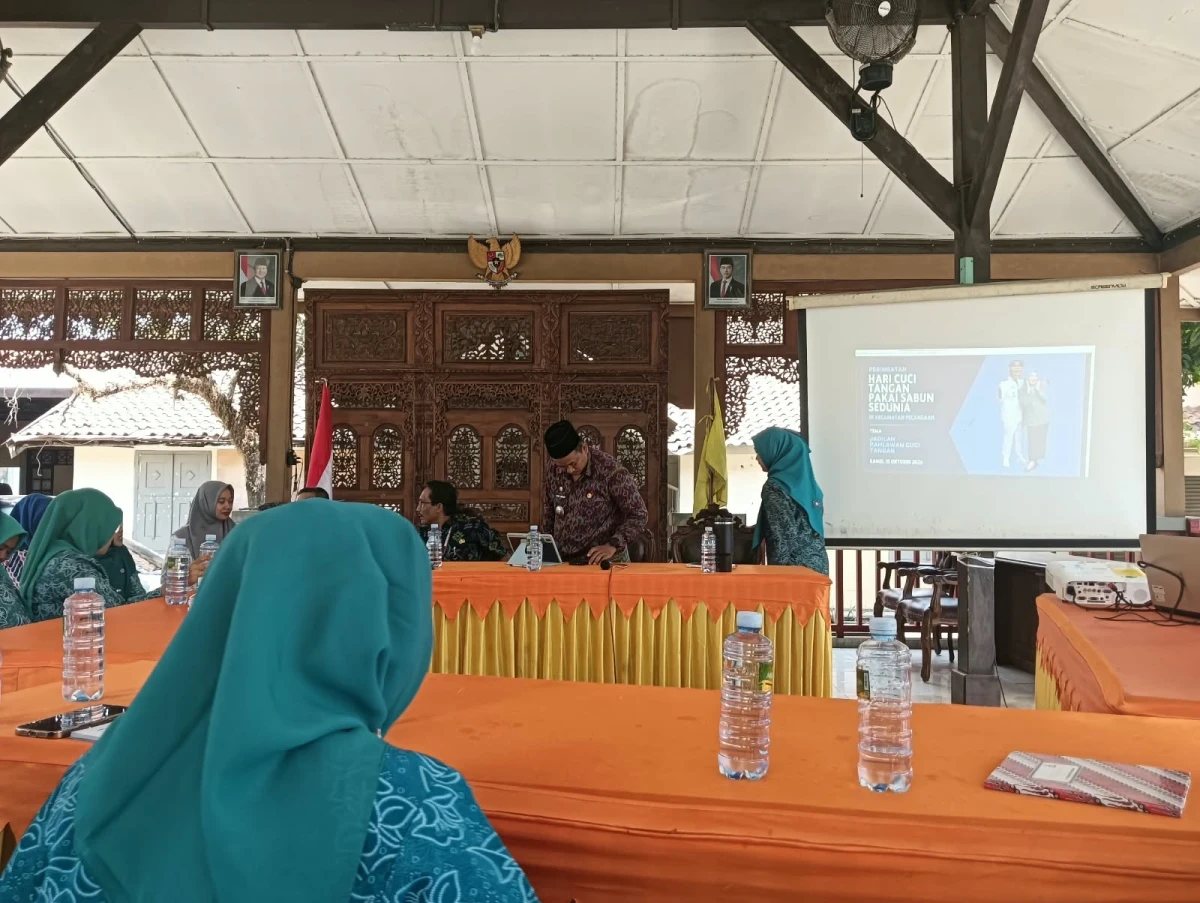 pertemuan persiapan evaluasi akhir prgram PKK 