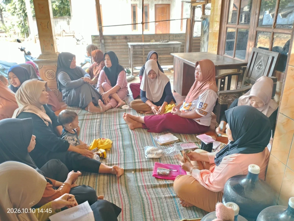Oertemuan rutin PKK RW