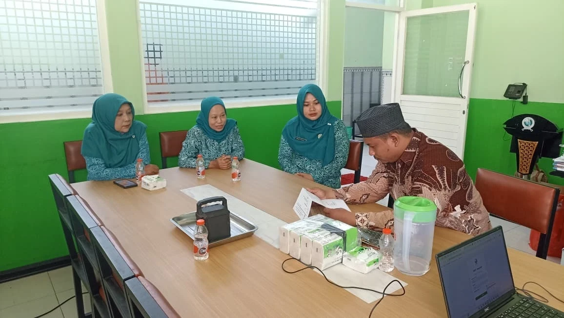 KOORDINASI PERSIAPAN HARI CUCI TANGAN PAKAI SABUN SEDUNIA DI SDUT MASYITOH
