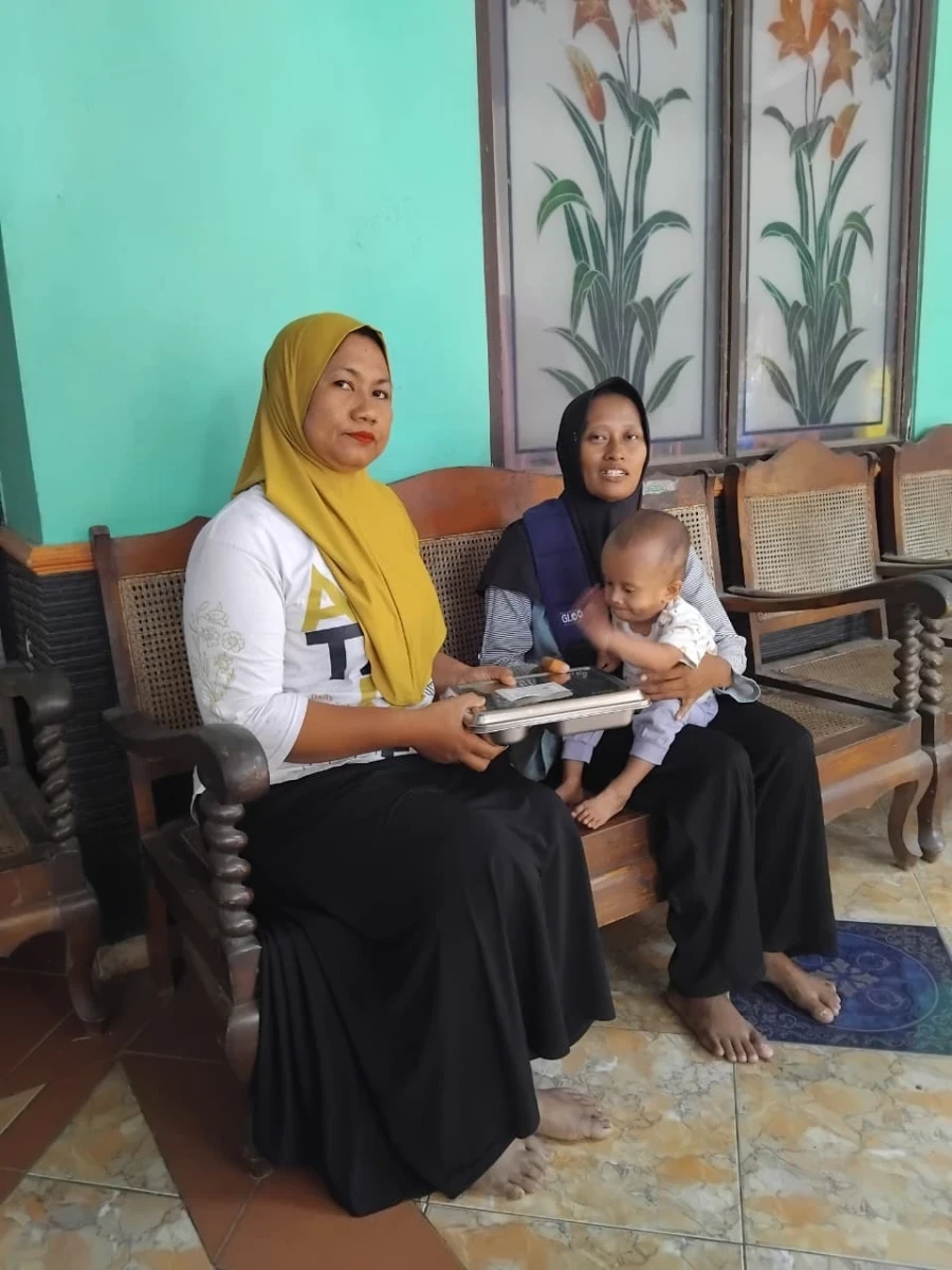 Dukung Kesehatan Ibu dan Kualitas ASI melalui Pembagian MBG di Posyandu Kasih Ibu 3