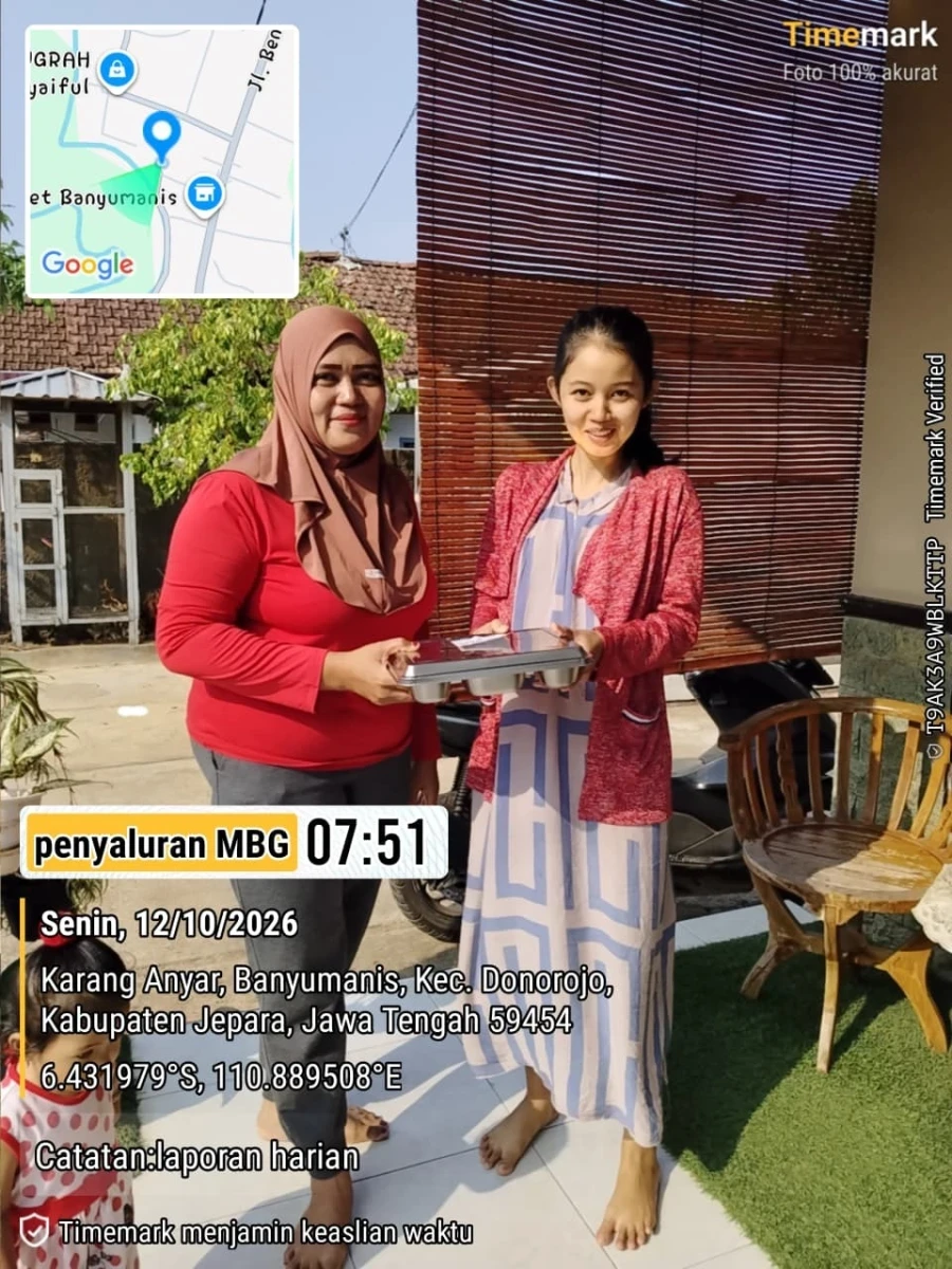 PENDISTRIBUSIAN PMT DAN MBG DI POS MAWAR MERAH 4 DESA BANYUMANIS
