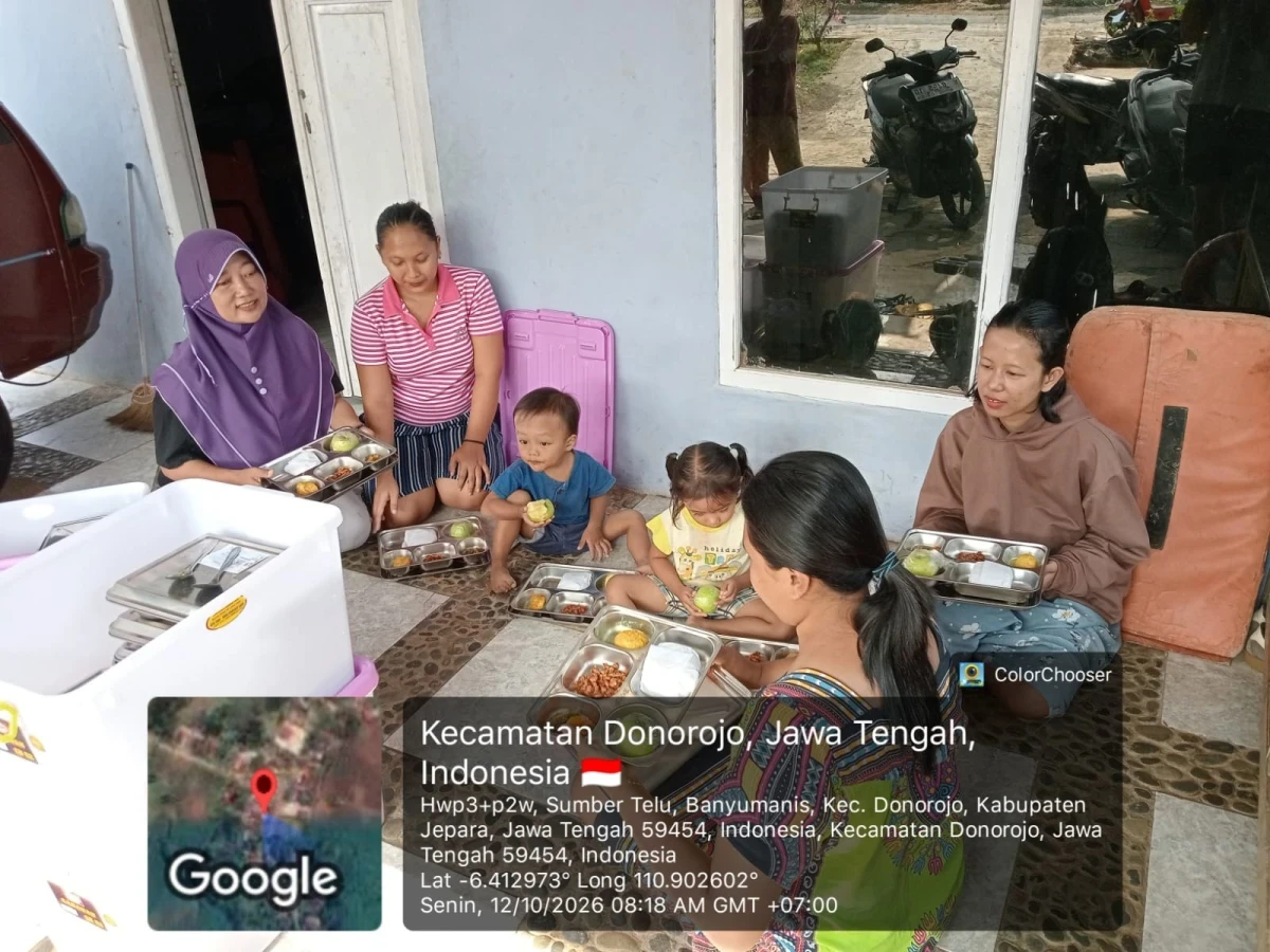 PENDISTRIBUSIAN PMT DAN MBG DI POS MAWAR MERAH 5