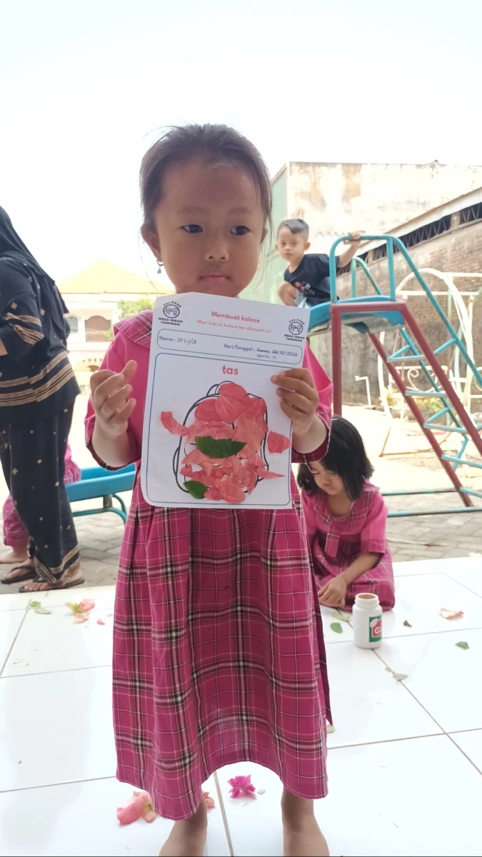 Belajar Kreatif melalui Kegiatan Kolase Tas Sekolah