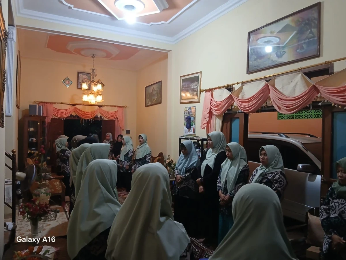 Sosialisasi Caping PKK di RT 19 Desa sekuro 