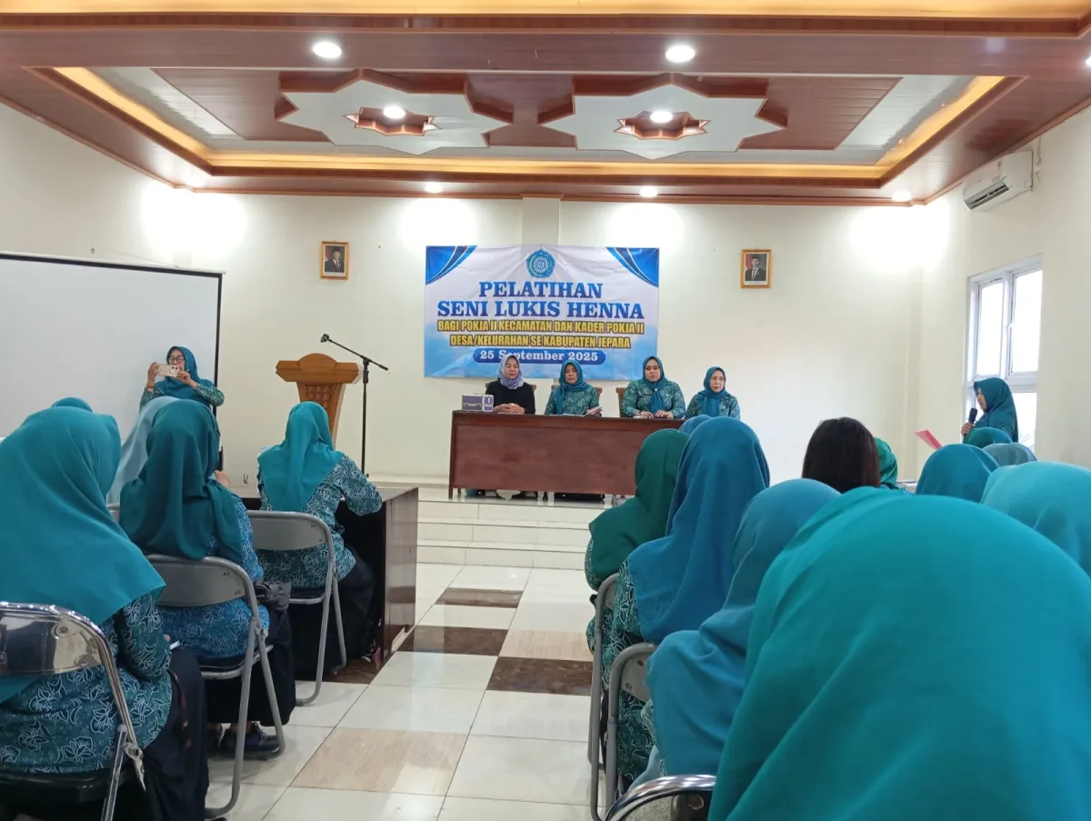 Pelatihan Seni Lukis Henna