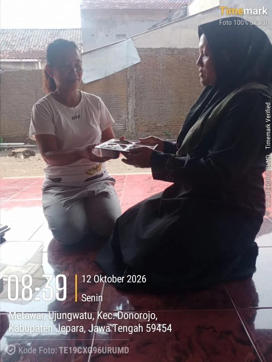 PENDISTRIBUSIAN MBG DI POS 01 RW 01 METAWAR
