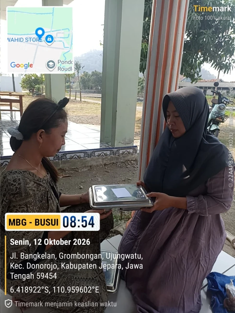 TP.PKK DESA DAMPINGI PENDISTRIBUSIAN MBG DI POS 06 DUKUH GROBOGAN
