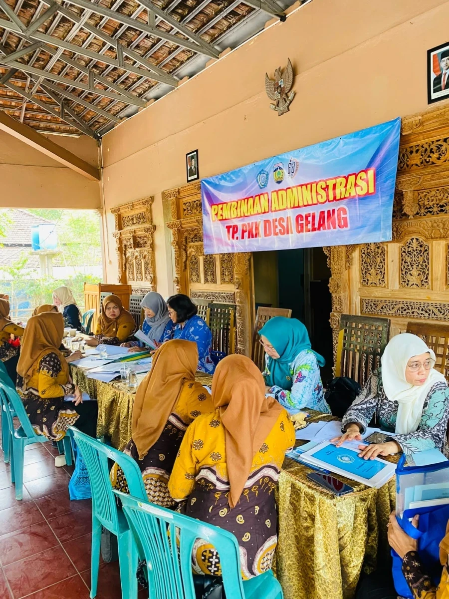 Pembinaan administrasi