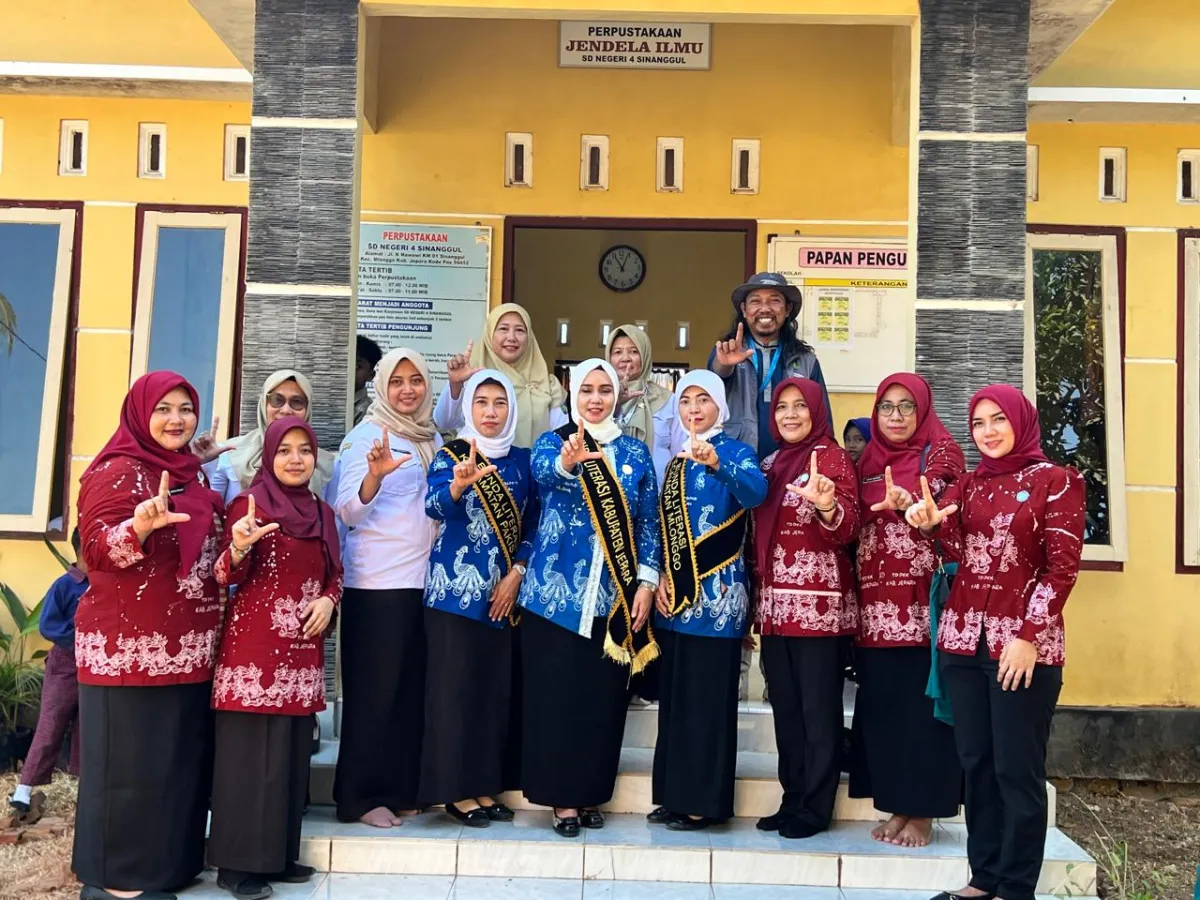 Literasi goes to school