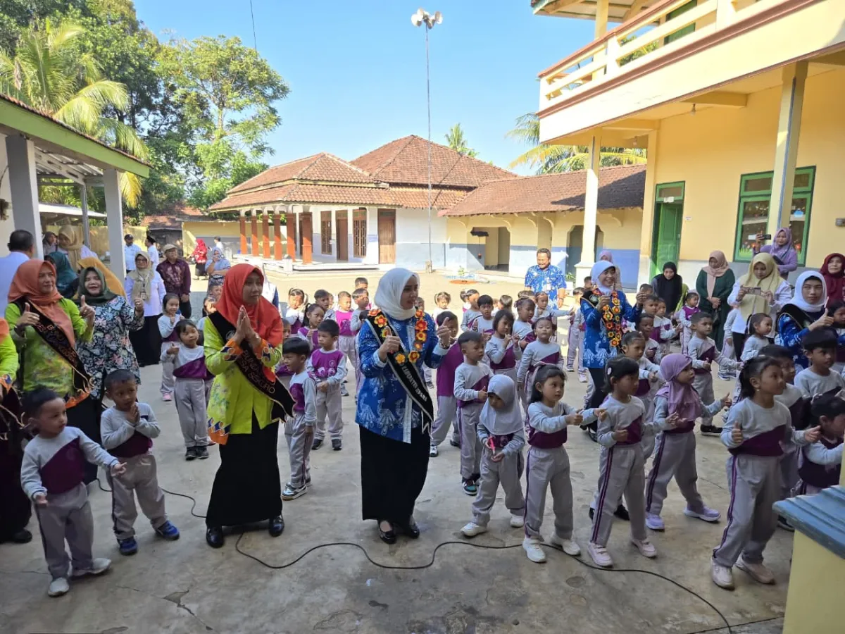 SAPA BUNDA PAUD: Belajar Ceria Bersama Anak-anak KB-TK Tarbiyatul Athfal 06 Sinanggul