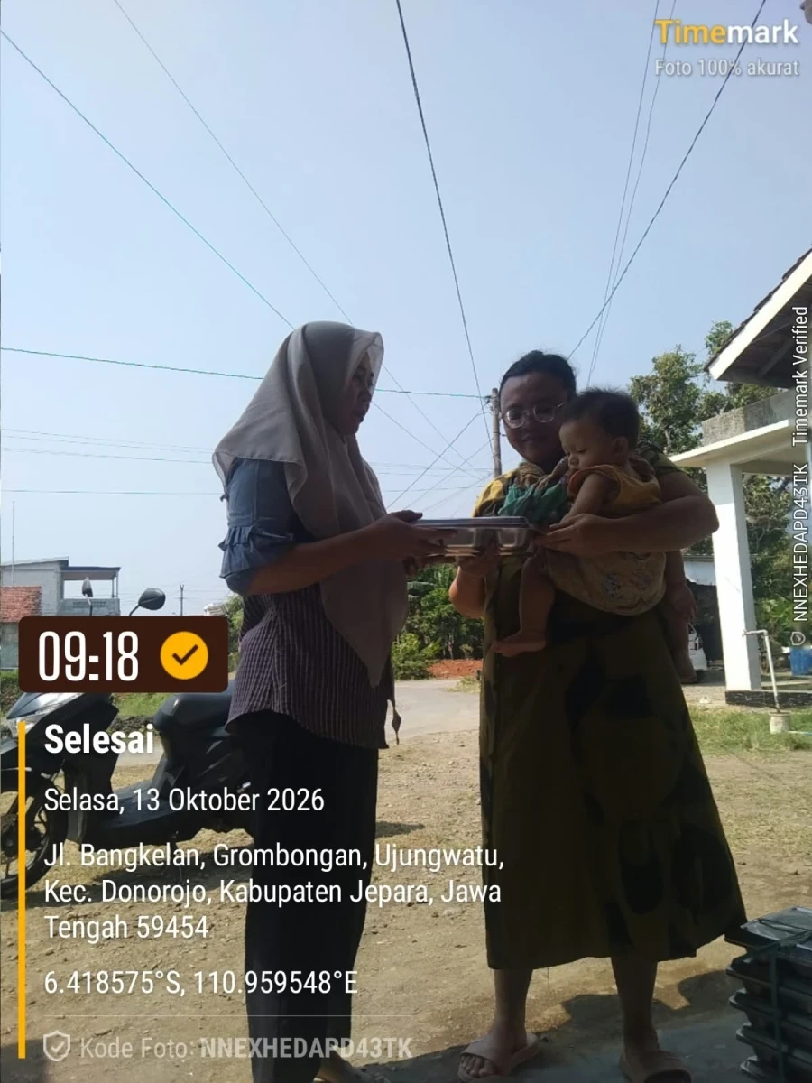 PENDISTRIBUSIAN MAKAN BERGIZI GRATIS (MBG) DI RW 03 POS 03 GROBOGAN