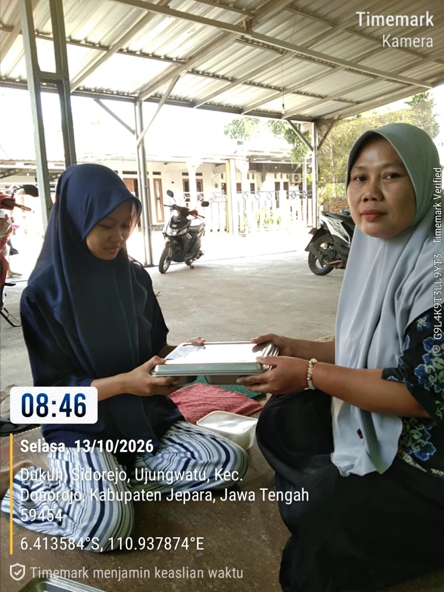 PENDISTRIBUSIAN MAKAN BERGIZI GRATIS (MBG) DI POS 02 RW 02 SIDOREJO