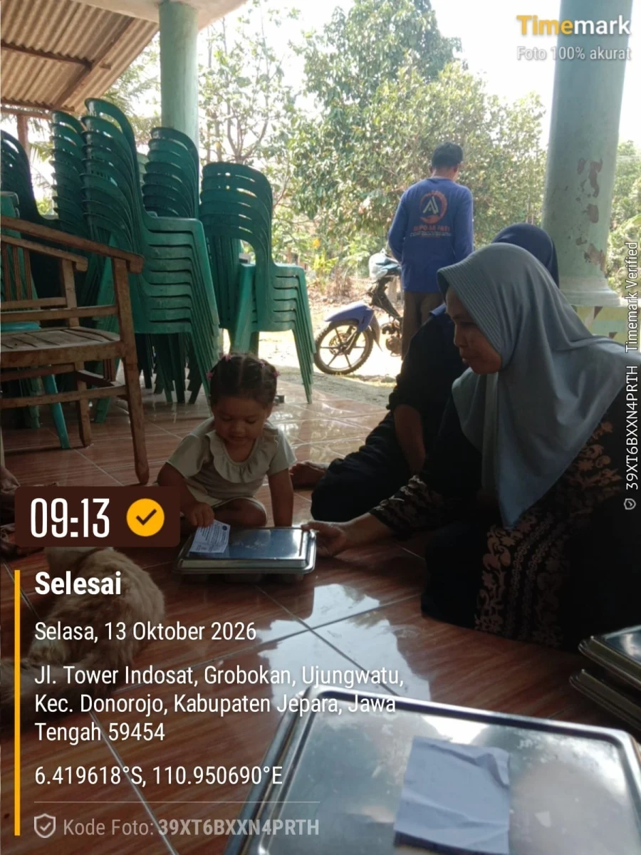 TP.PKK DESA DAMPINGI PENDISTRIBUSIAN MBG DI POS 03 RW 03 GROBOGAN