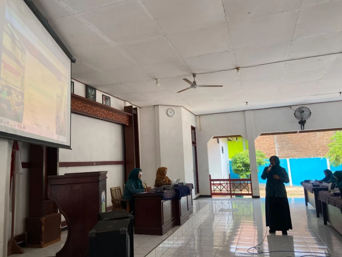 Sosialisasi unggah di smart Kartini