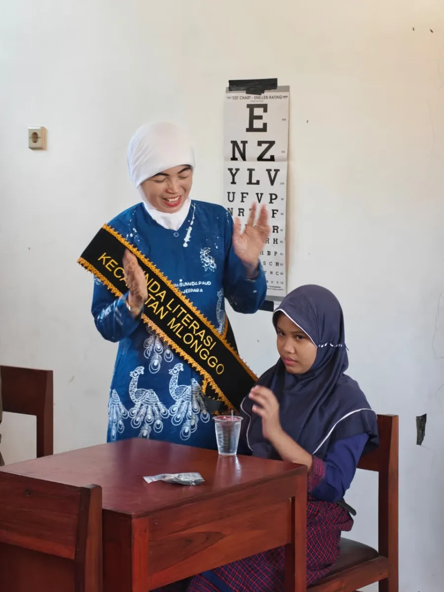 Pemeriksaan Kesehatan dan Pemberian Tablet Tambah Darah bagi Peserta Didik