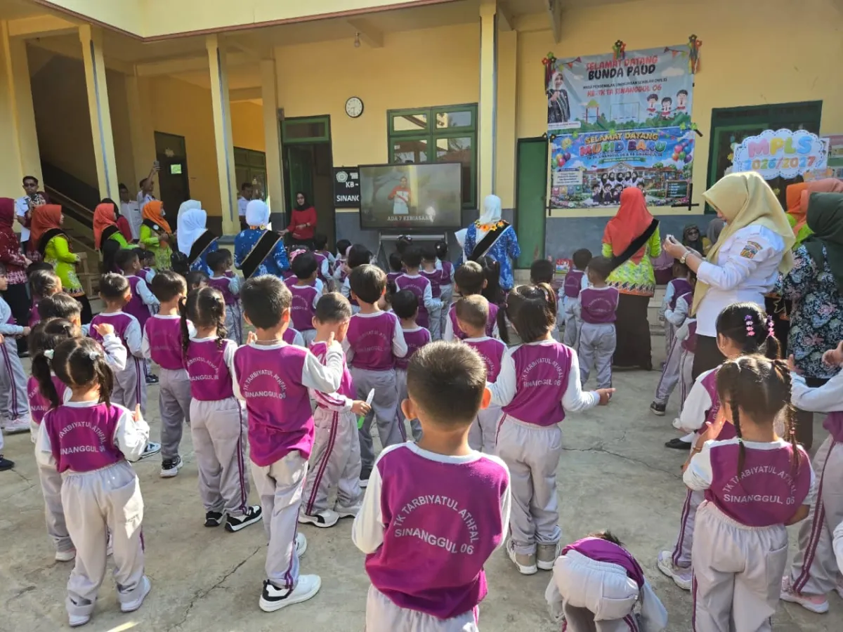 Senam 7 kebiasaan anak indonesia hebat