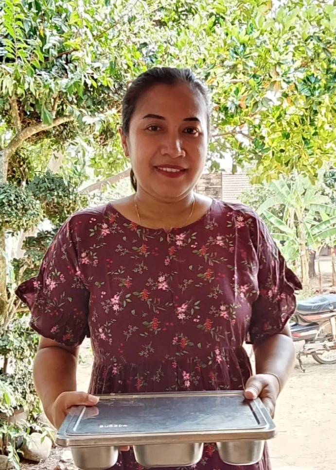 Penyaluran Menu MBG Bagi Bumil, Busui, dan Balita Posyandu Harapan 1 RW 09