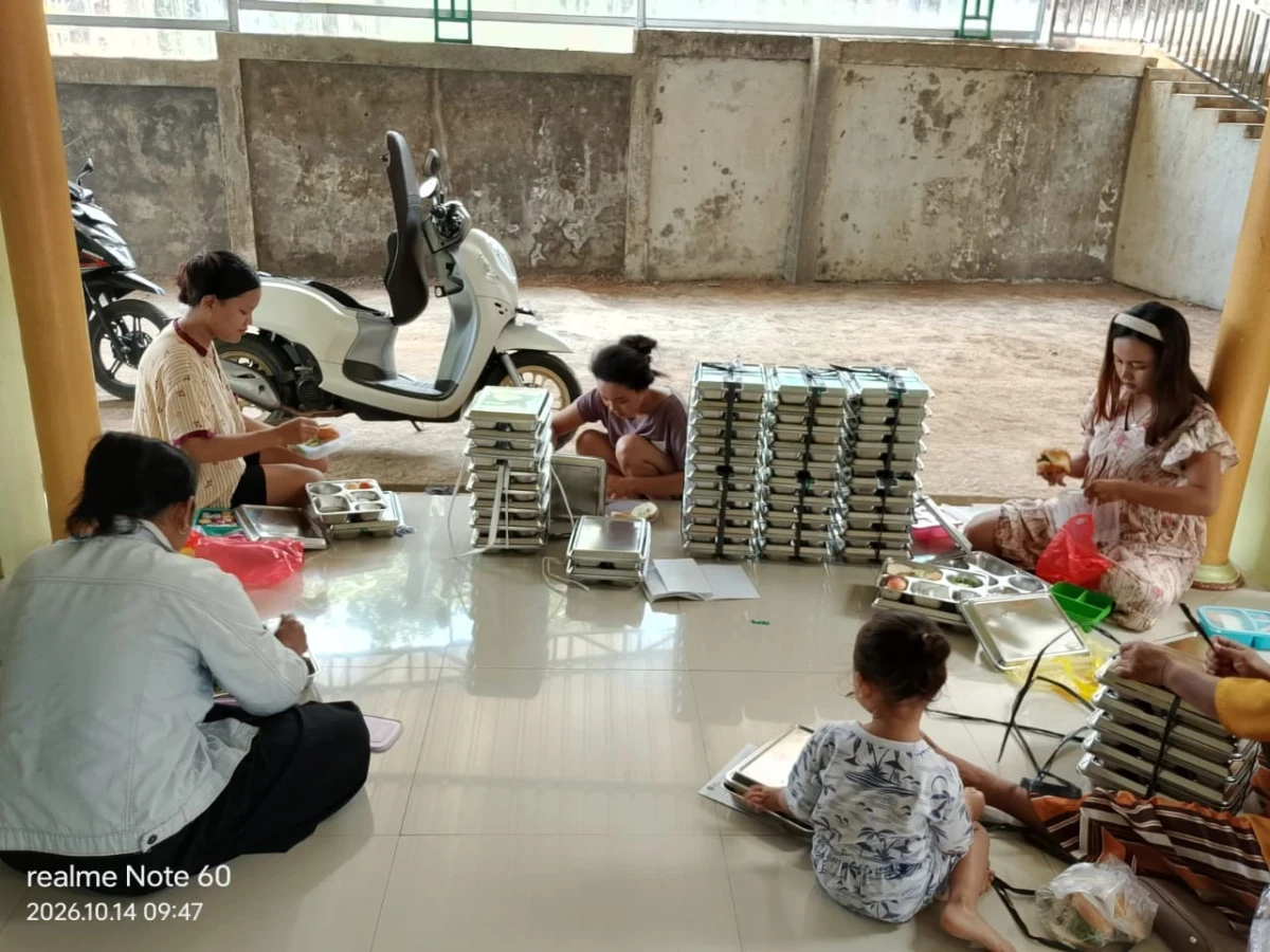 MAKANAN BERGIZI GRATIS