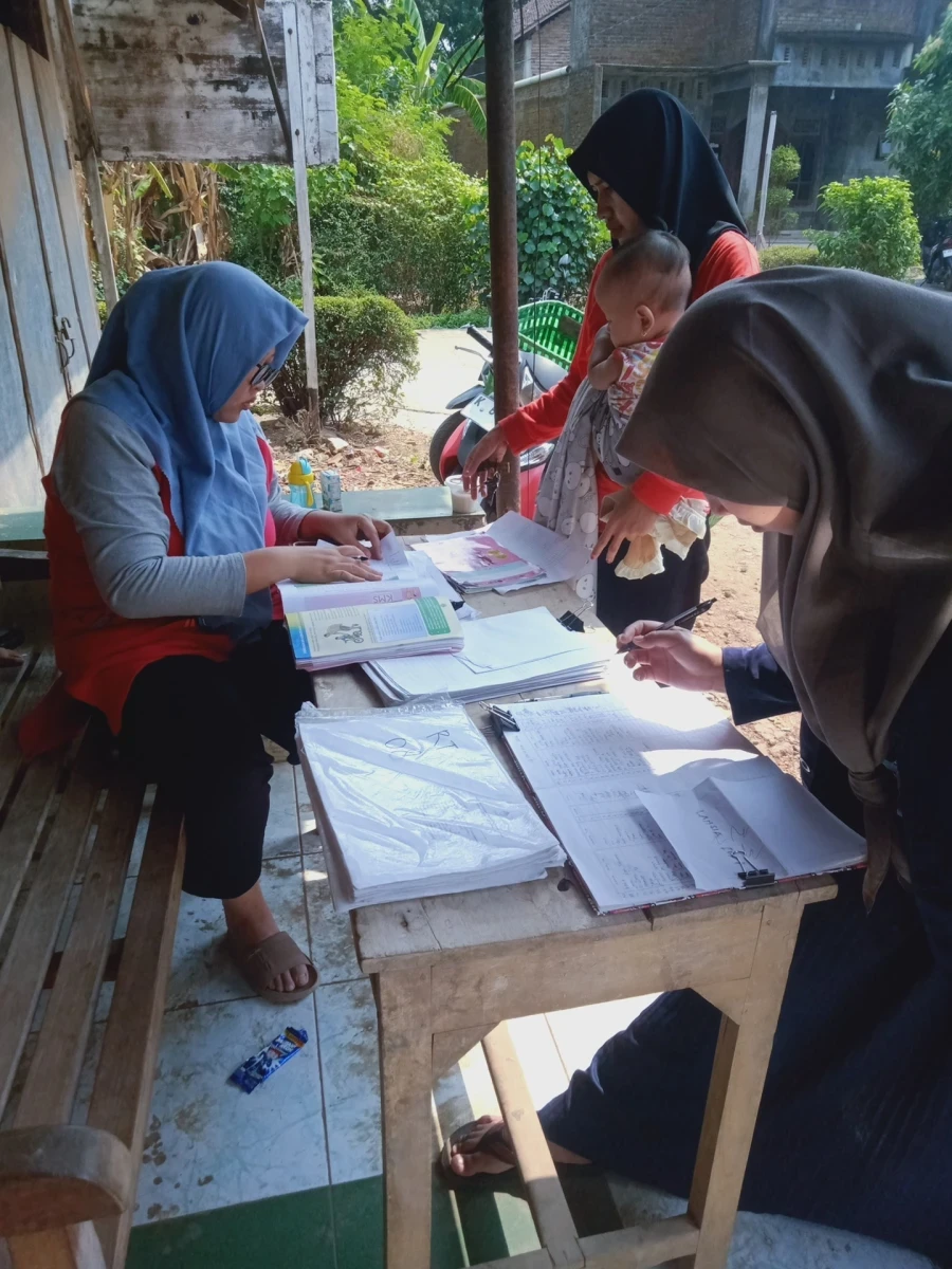 Kegiatan Posyandu ILP Bunga Sakura 1 Desa Bakalan