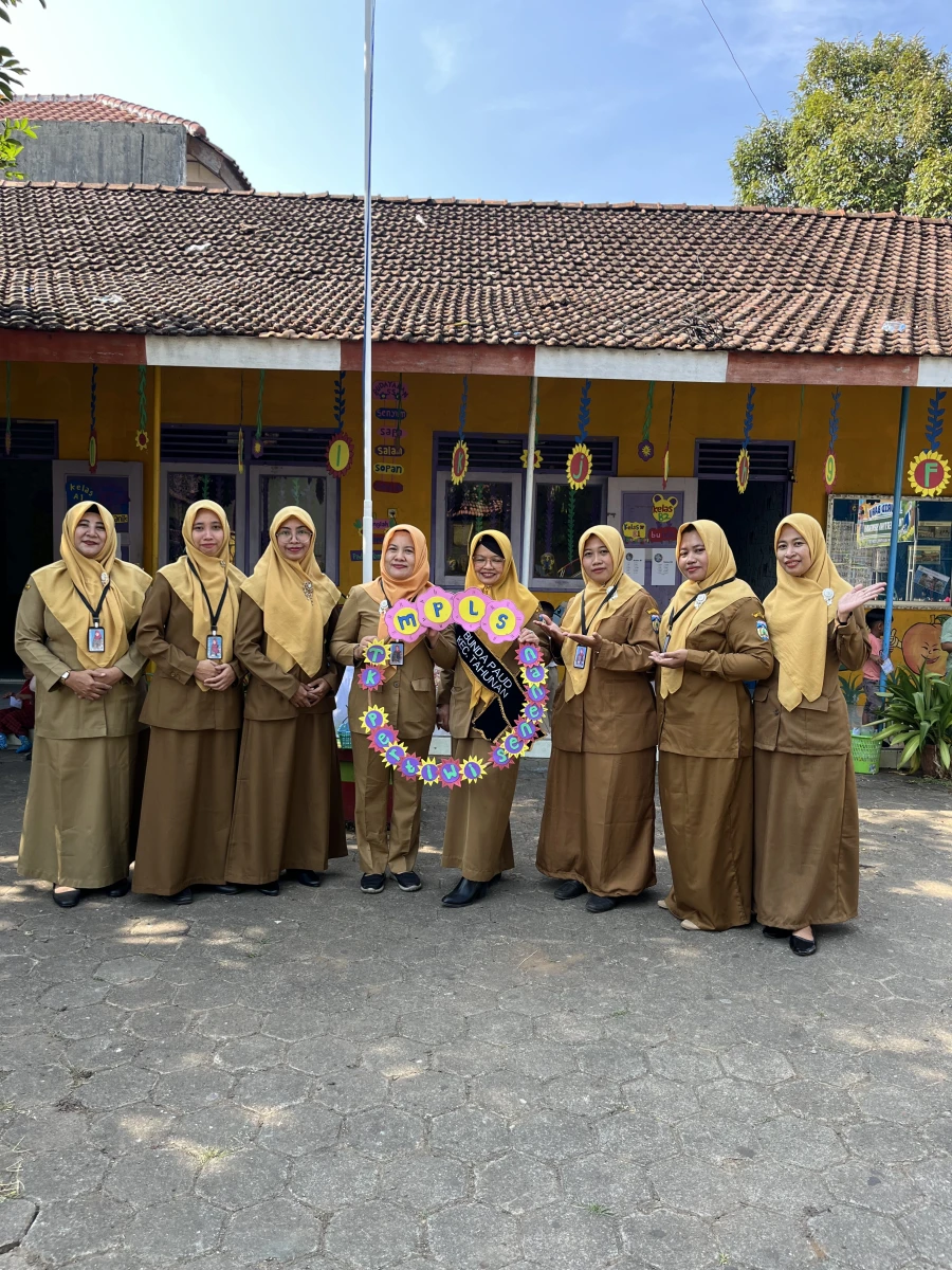 Kunjungan bunda Paud Kecamatan Tahunan dalam rangka MPLS