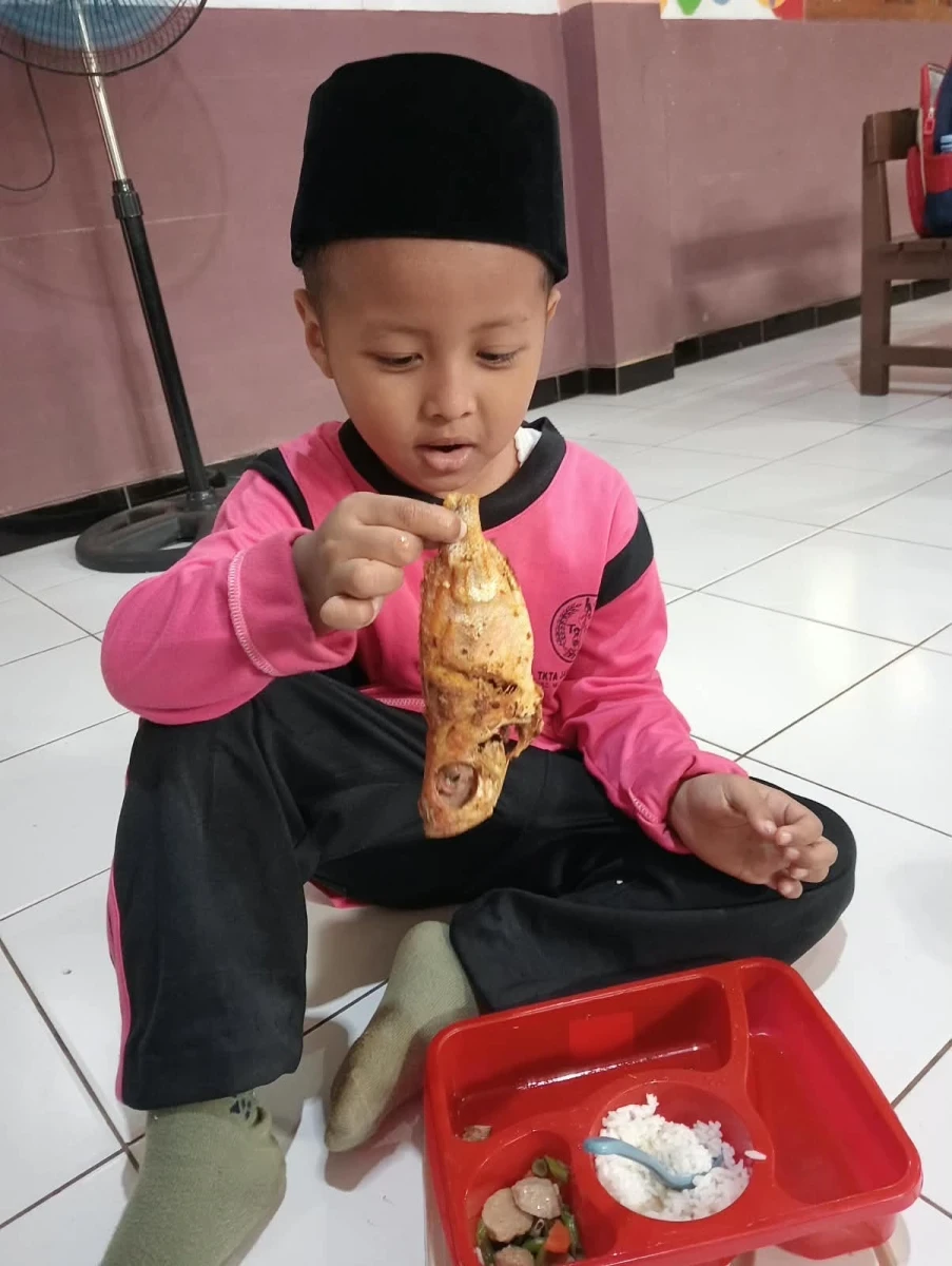 Bunda PAUD Kecamatan Mlonggo Apresiasi Anak dan Orang Tua, Biasakan Gemar Makan Ikan Sejak Dini