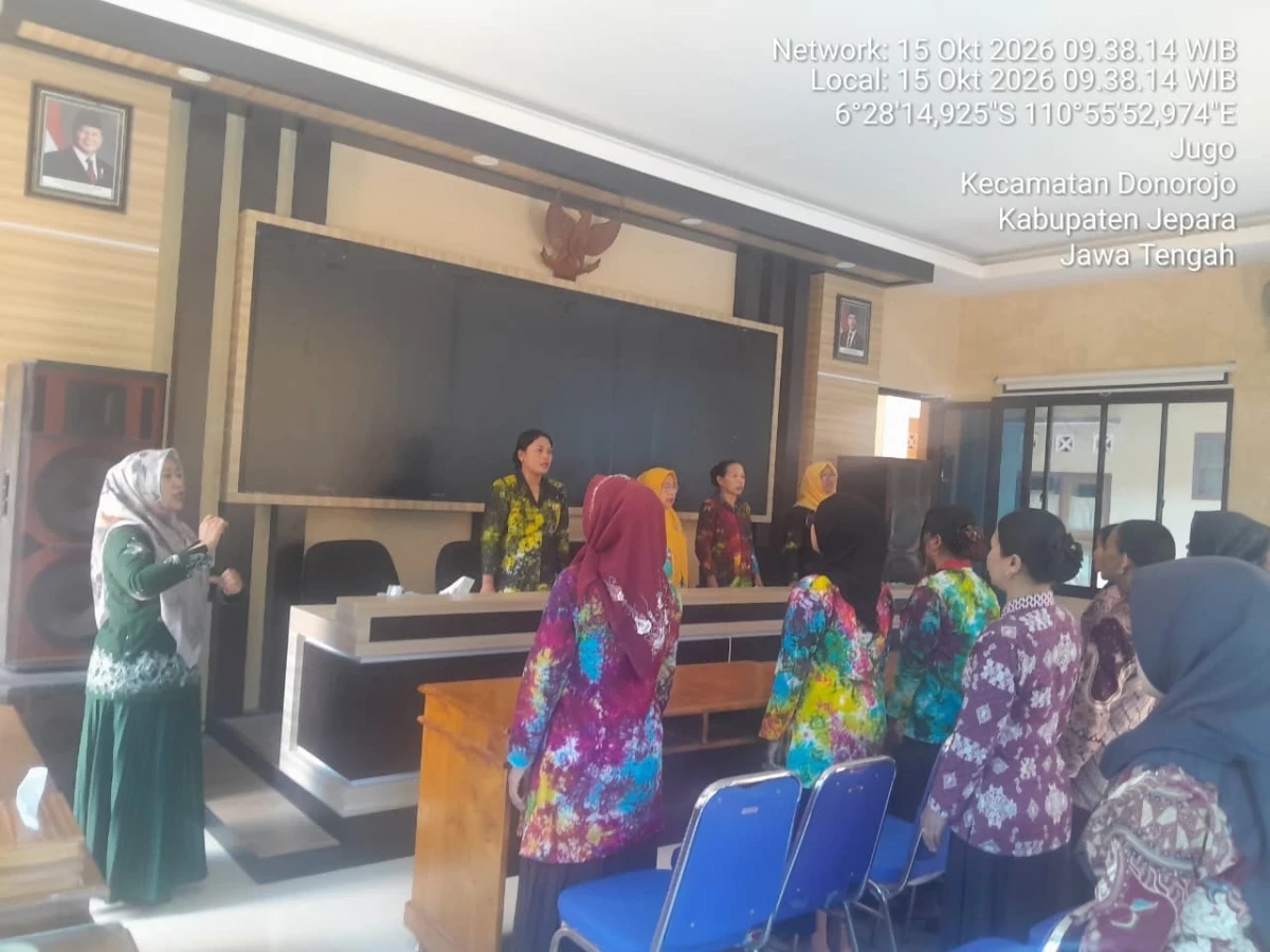 Mengikuti rakor kegiatan PKK tingkat Desa