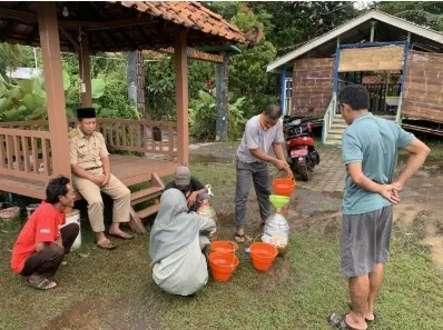 PEMBUATAN PUPUK ORGANIK DARI URIN DAN KOTORAN KAMBING	