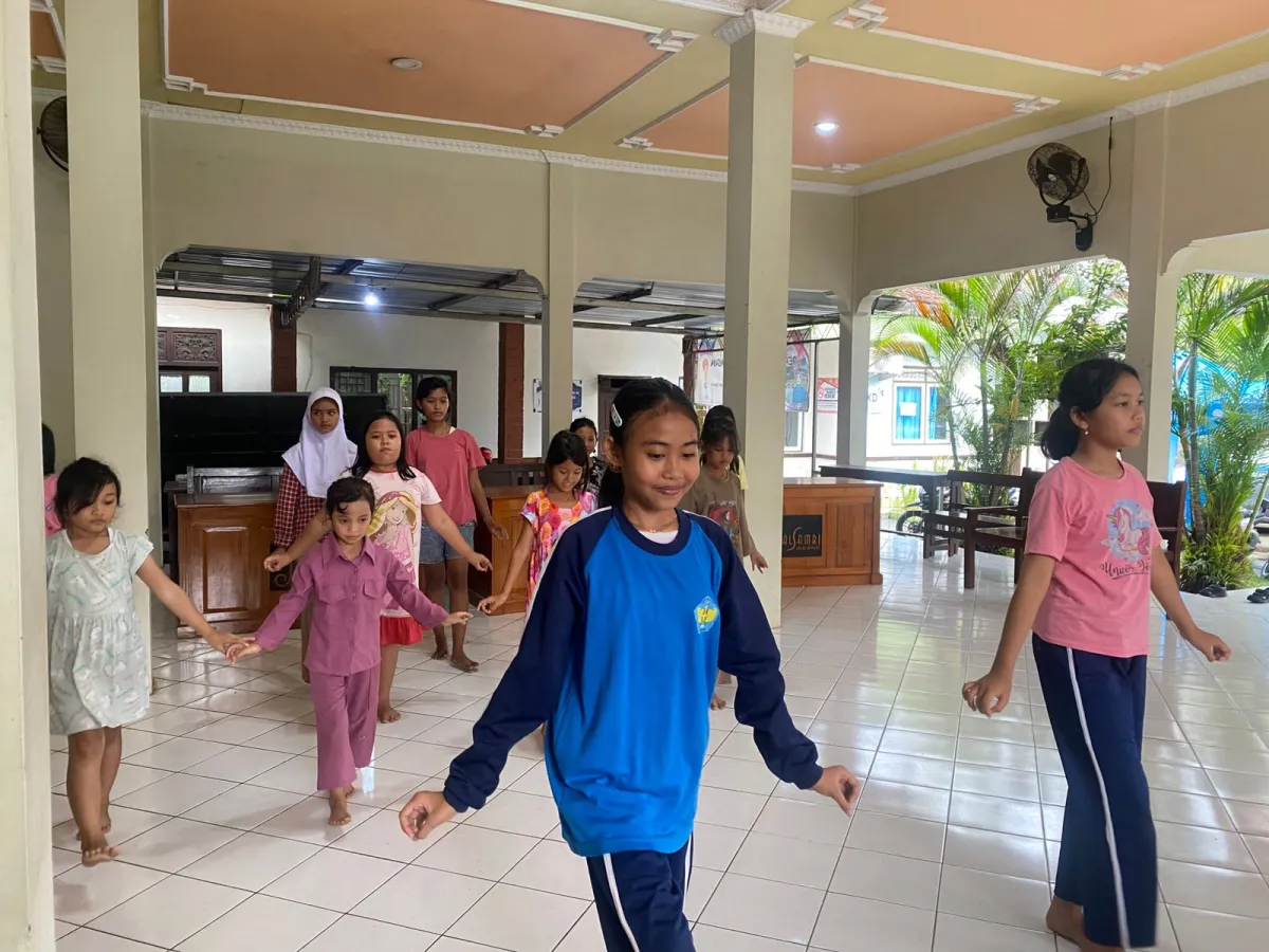 Pelatihan Menari Perang Obor