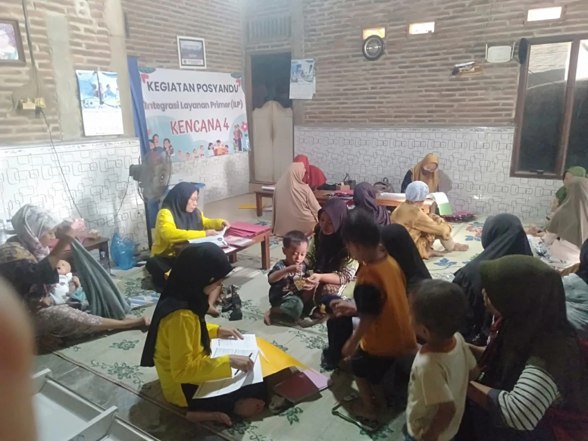 Kegiatan posyandu ilp kencana 04 desa geneng