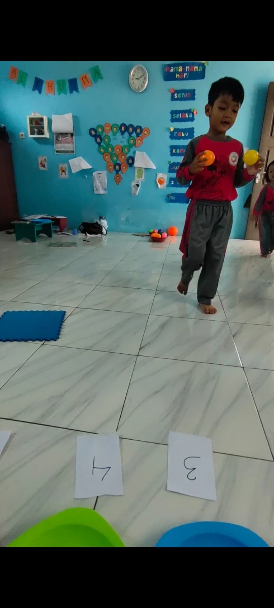 Mengenal warna sambil berhitung 